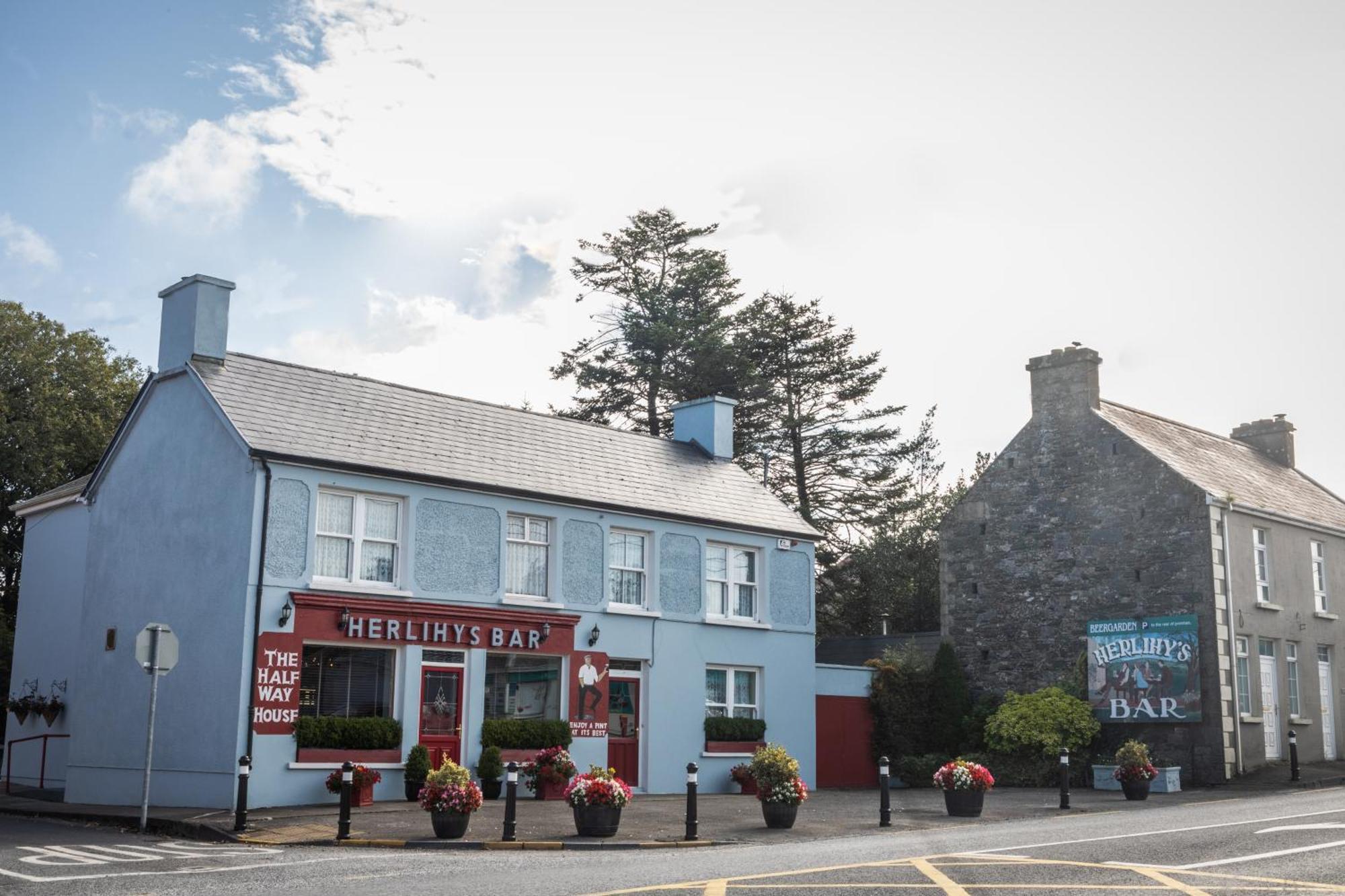 Herlihy'S, Half-Way-House Farranfore Dış mekan fotoğraf